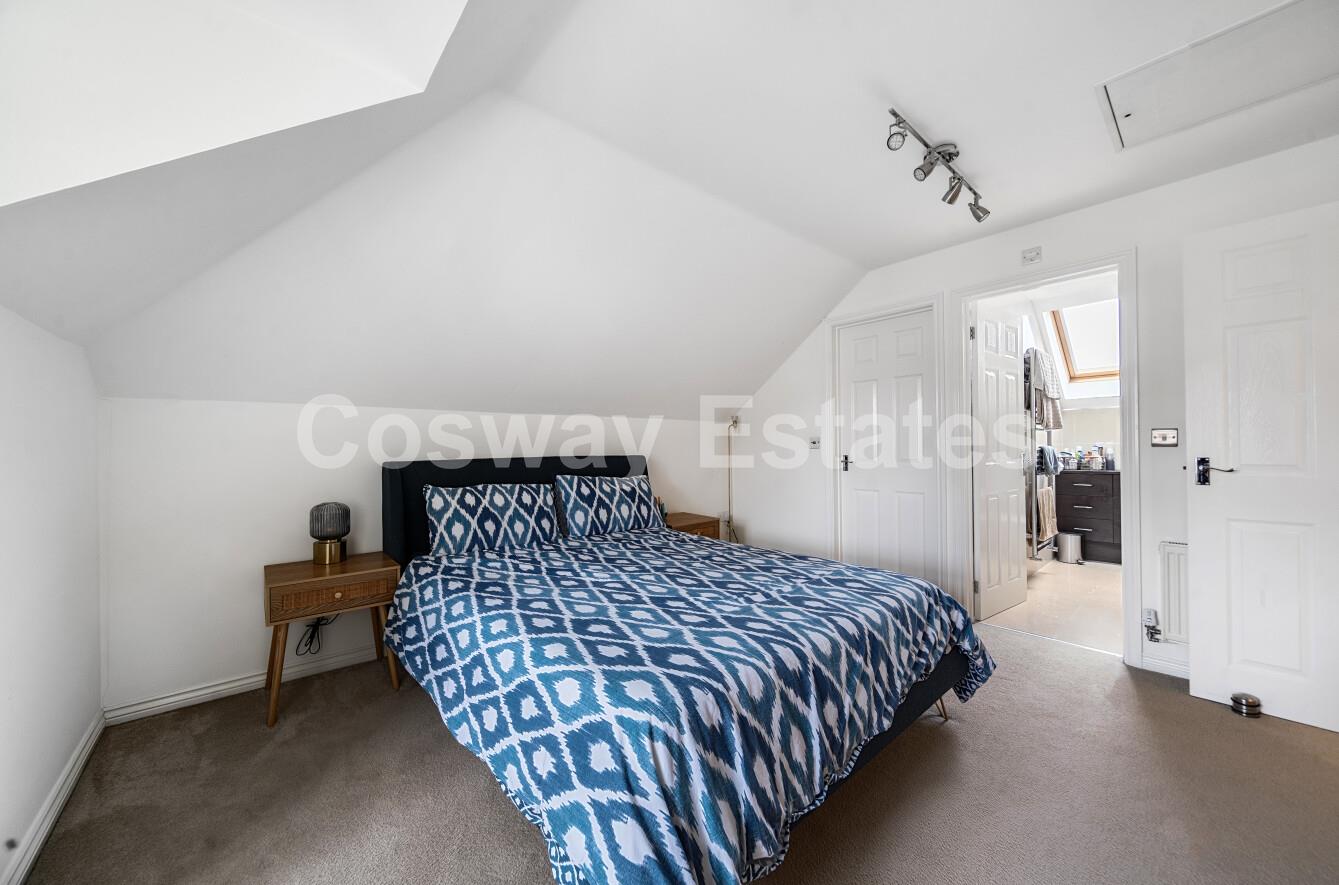 Bampton Drive, Mill Hill, NW7, London
